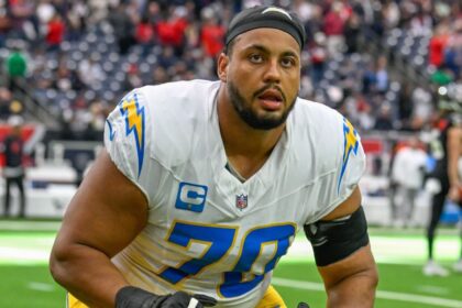 Source: Charger reaches a $114 million contract with Rashawn Slater for four years