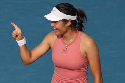 Emma Raducanu defeats Naomi Osaka in DC Open in the first match