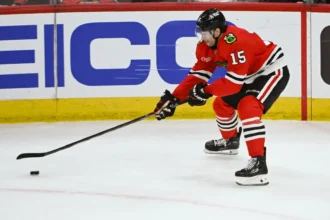 The former Blackhawks are still a free agent