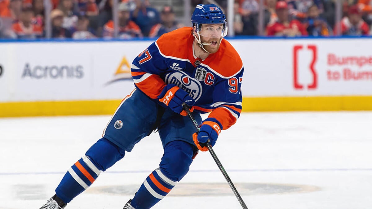 2025-26 NHL Awards Odds: Connor McDavid Paces Hart Trophy Field, Ivan Demidov is considered Calder Frontrunner