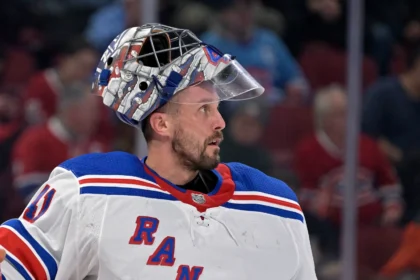Jaroslav Halák officially retires: "I'll never wear a pad again"