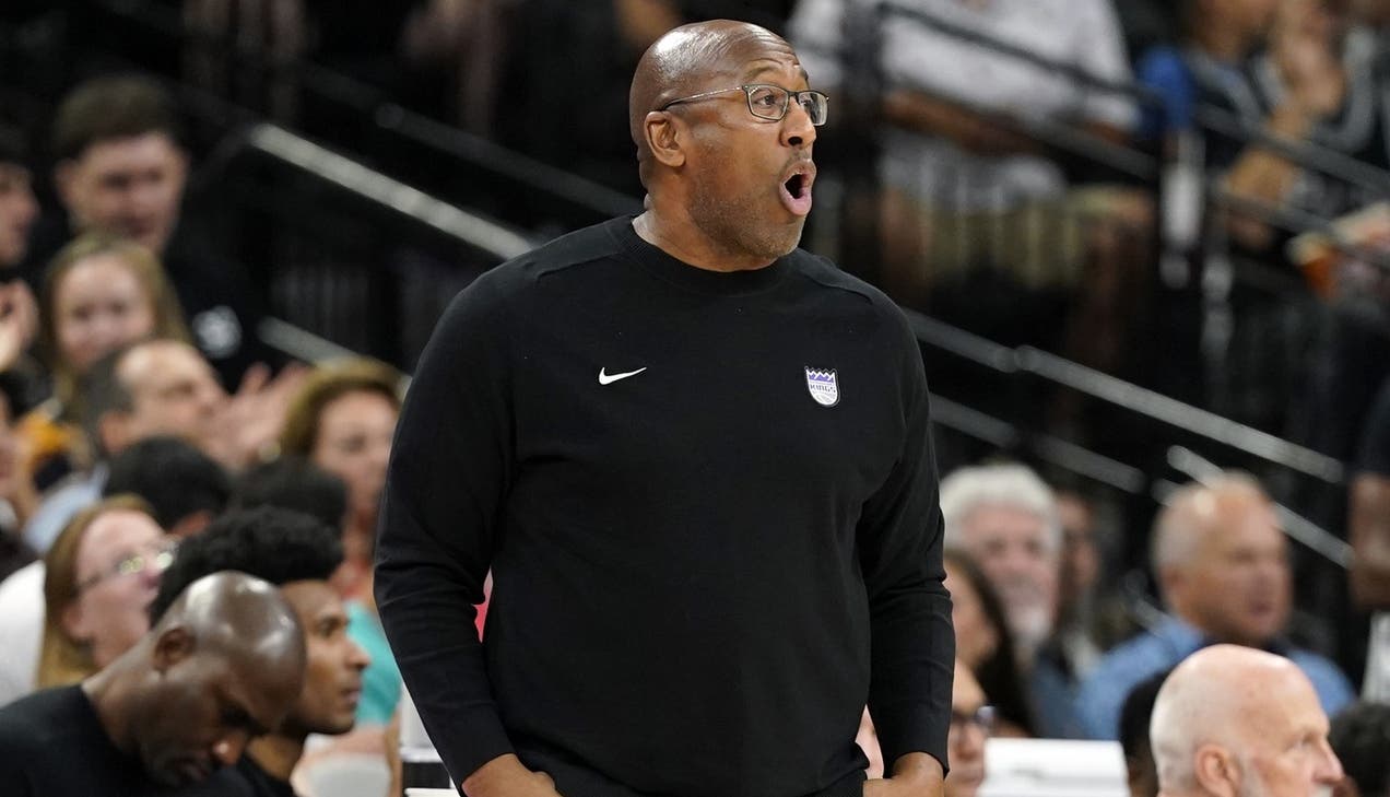 Knicks MailBag: Who will Mike Brown bring to fill the staff?