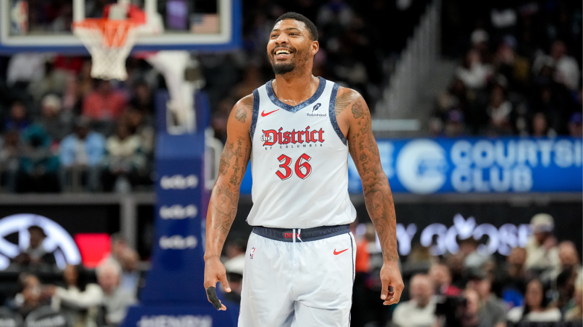Lakers' Marcus Smart nods to Luka Doncic's recruitment skills to take him to LA.