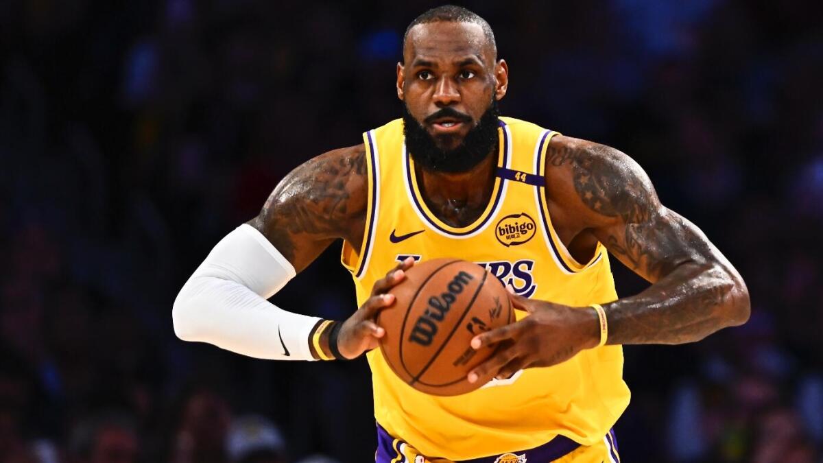 LeBron James picks up new sports as NBA career collapses
