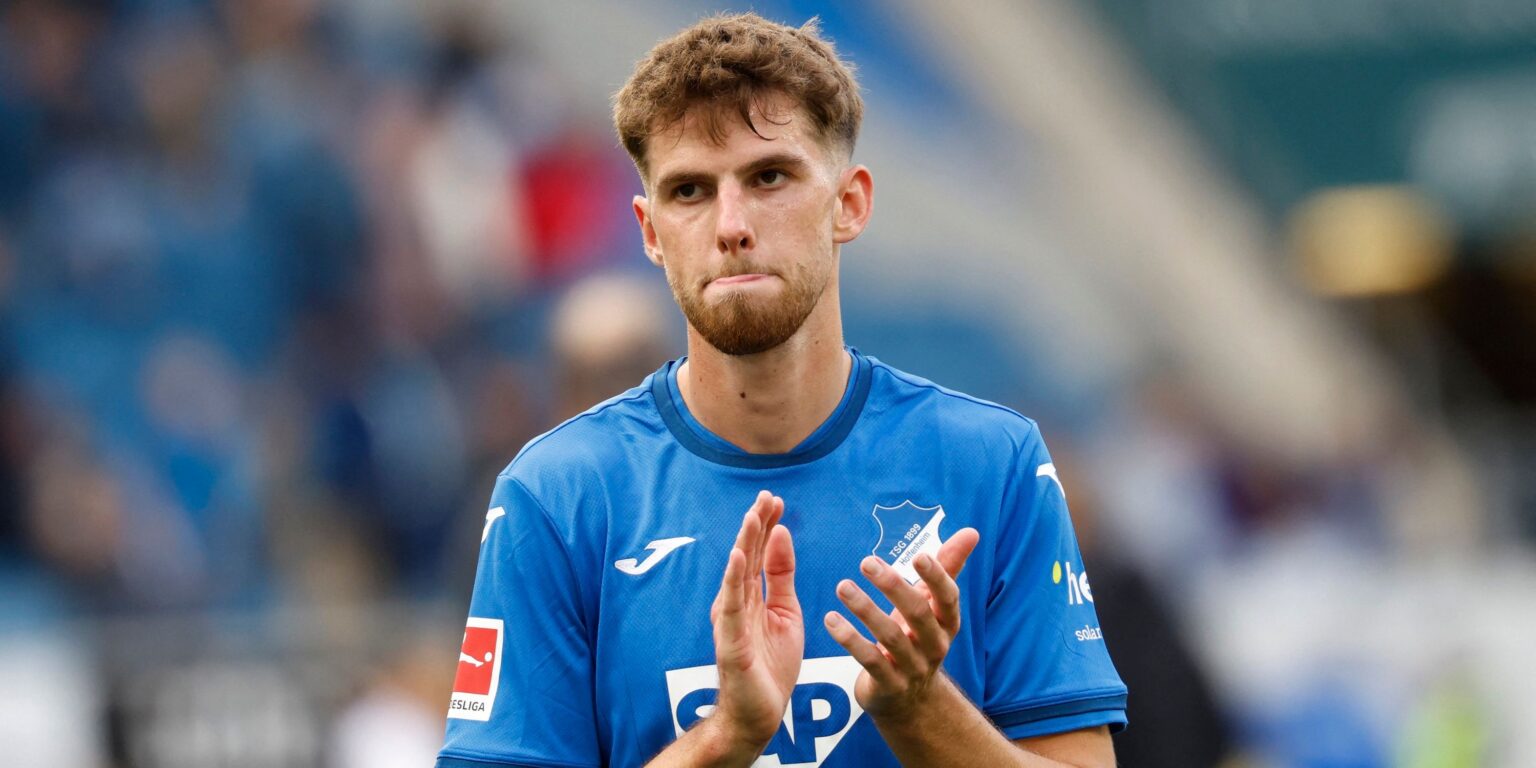 Leeds candidate signs a "remarkable" £17 million star
