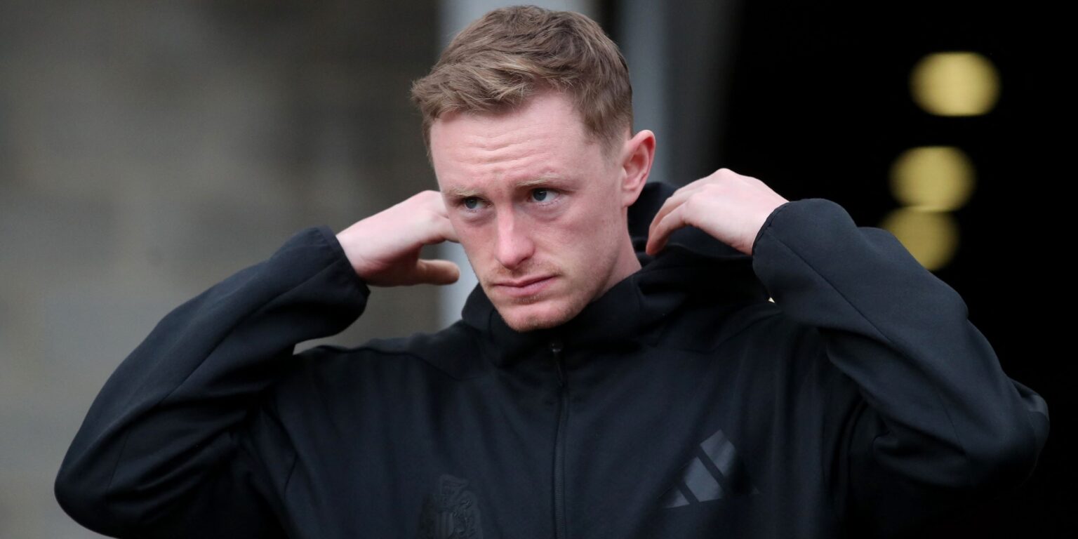 Leeds is currently strongly considering bidding for the £15 million midfielder