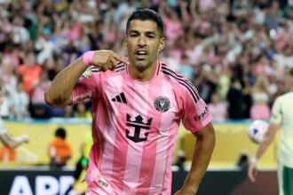 Leeds will contact us to sign "exquisite" forwards, likened to Luis Suarez