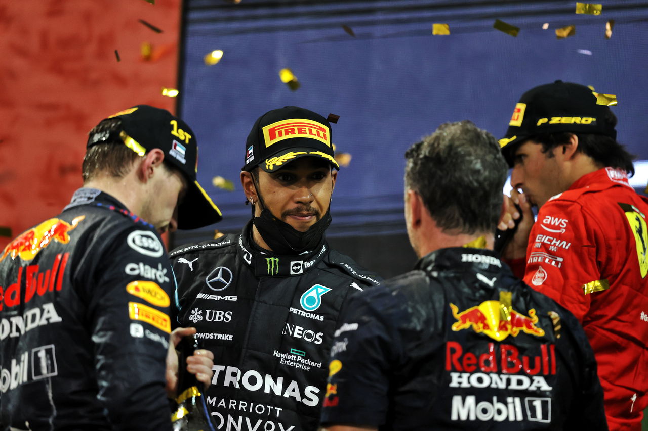 Lewis Hamilton "Don't beat it" with Christian Horner, but praises Red Bull's legacy