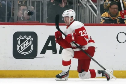 Lucas Raymond quickly locks up in making history with the Red Wings