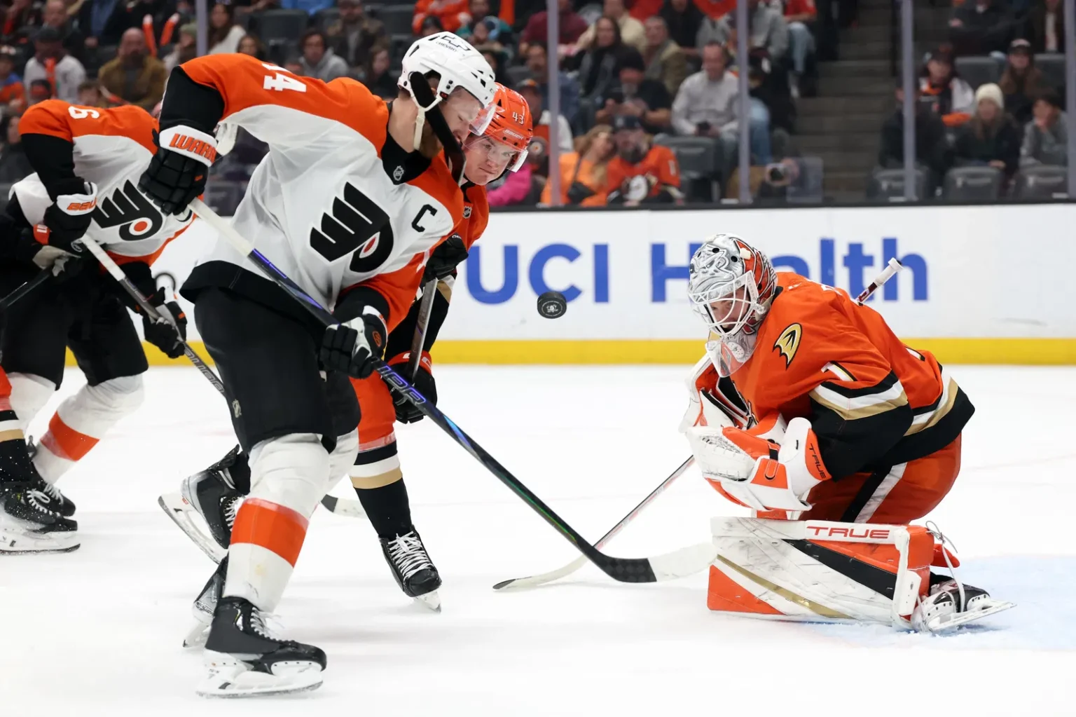 Flyers Lap: Leads Talk, How to Develop Goalkeepers