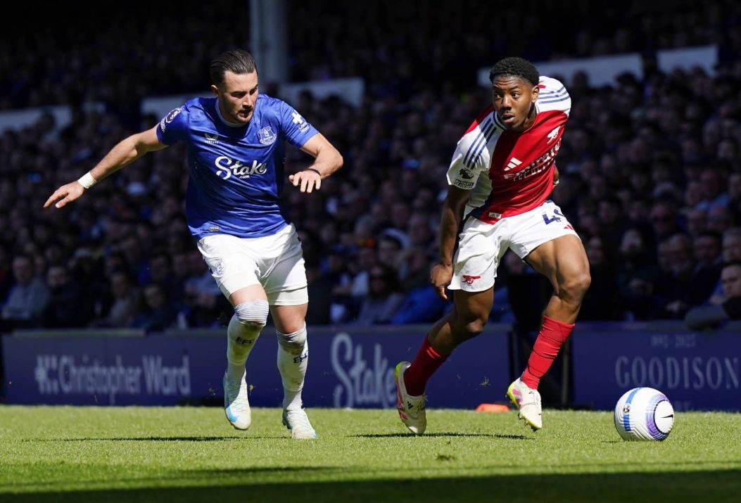Leeds agrees to sell the 28-year-old star for £10 million
