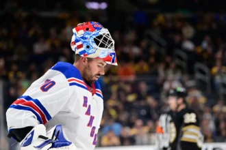 Another goalkeeper moves from the NHL to the KHL
