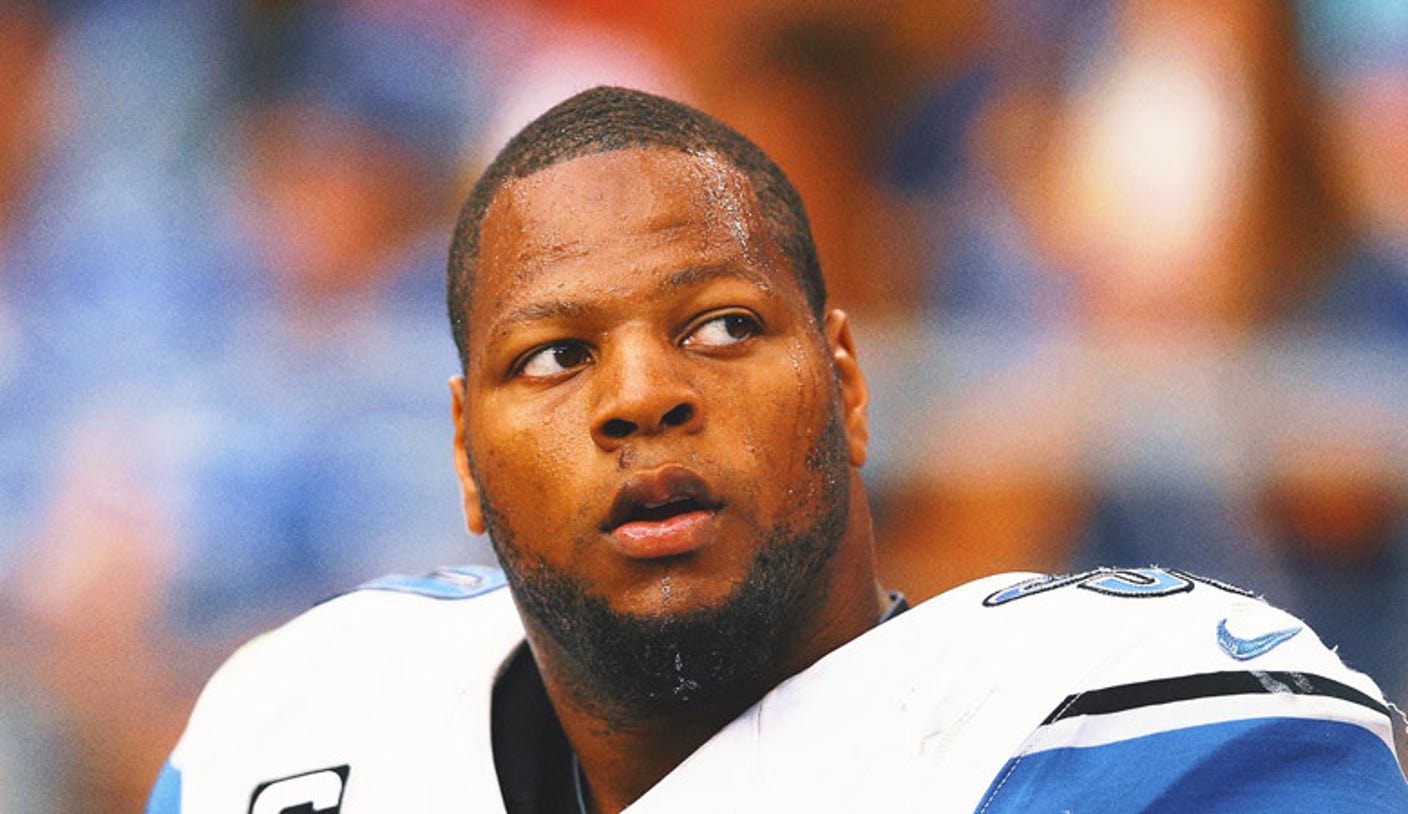 Former Lions, Dolphin star defensive tackle ndamukong suh officially retires