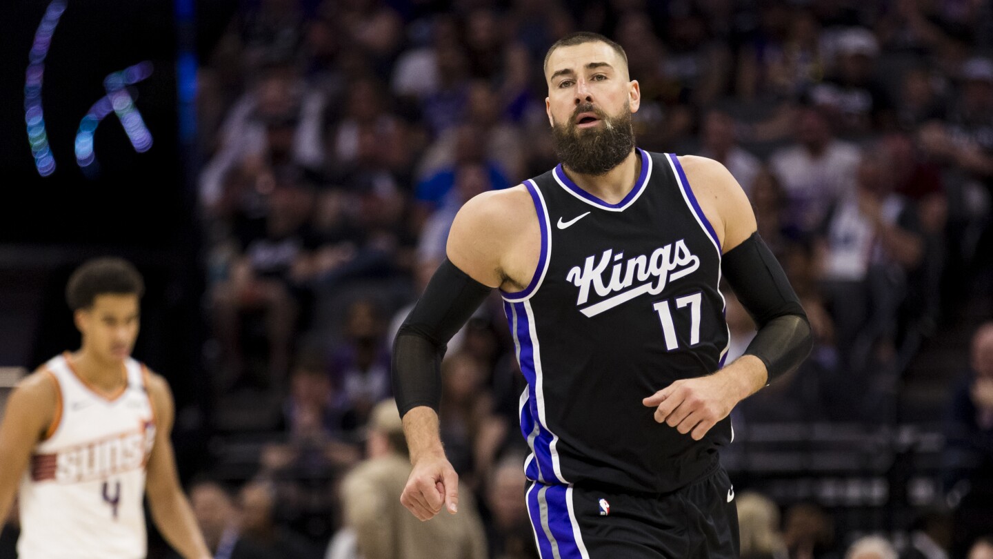 Nugget reportedly tells Jonan Valanshanas he expects him to respect the contract