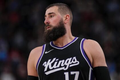 Jonas Vallanche Trade: Despite his interest in playing abroad, the Nuggets buy center from the King