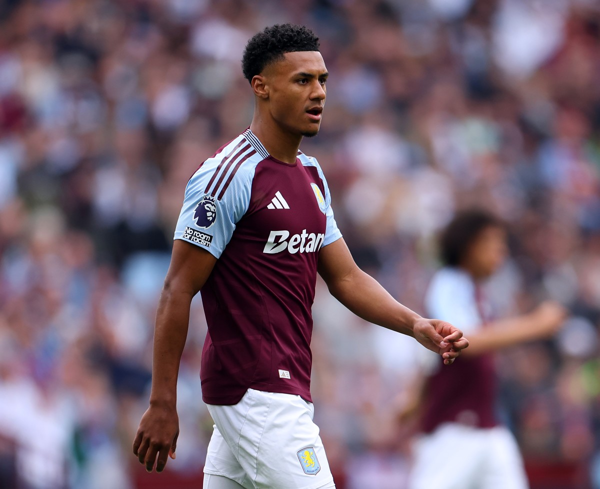 Ollie Watkins in action for Aston Villa