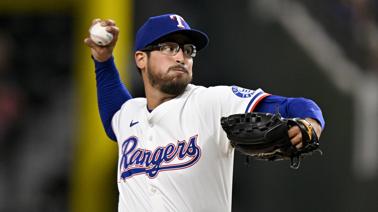 Rangers get cash with Jose Lewis from the Braves for Dane Dunning in a right-handed swap