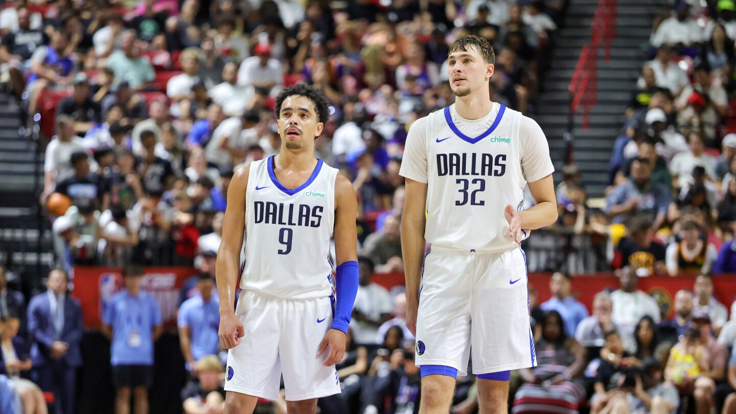 NBA Summer League Day 1: Ryan Nenbird steals spotlight from Bronnie James of Cooper Flag