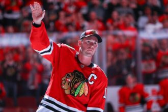 Jonathan Two signs with the Jets: Longtime Blackhawks star Stanley Cup winner attempts a comeback