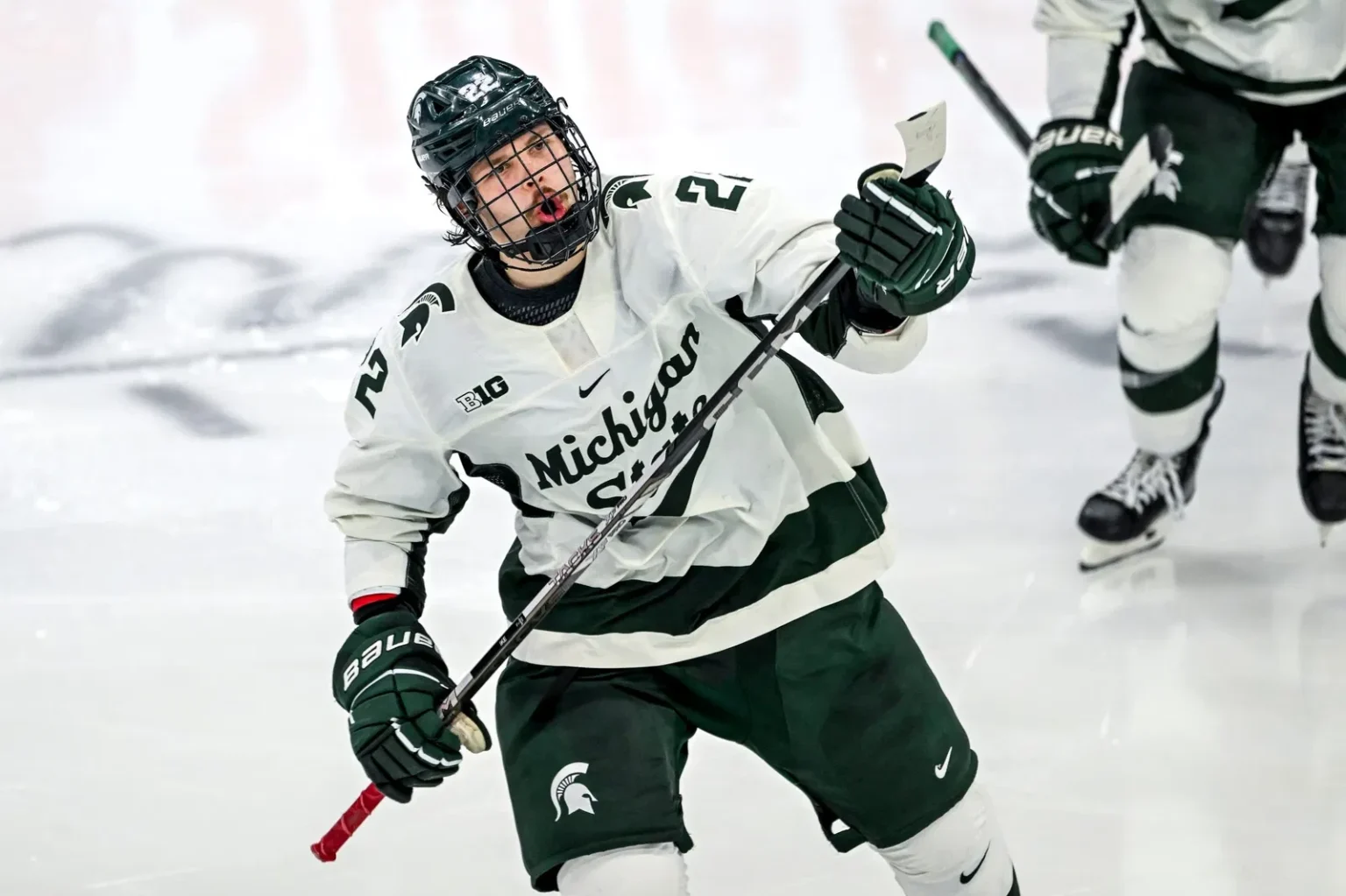 Tampa Bay Lightning Trade Forward Prospect Isaac Howard to Edmonton Oilers