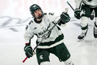 Tampa Bay Lightning Trade Forward Prospect Isaac Howard to Edmonton Oilers