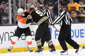 The Blackhawks have an interesting potential target with the previous Bruin