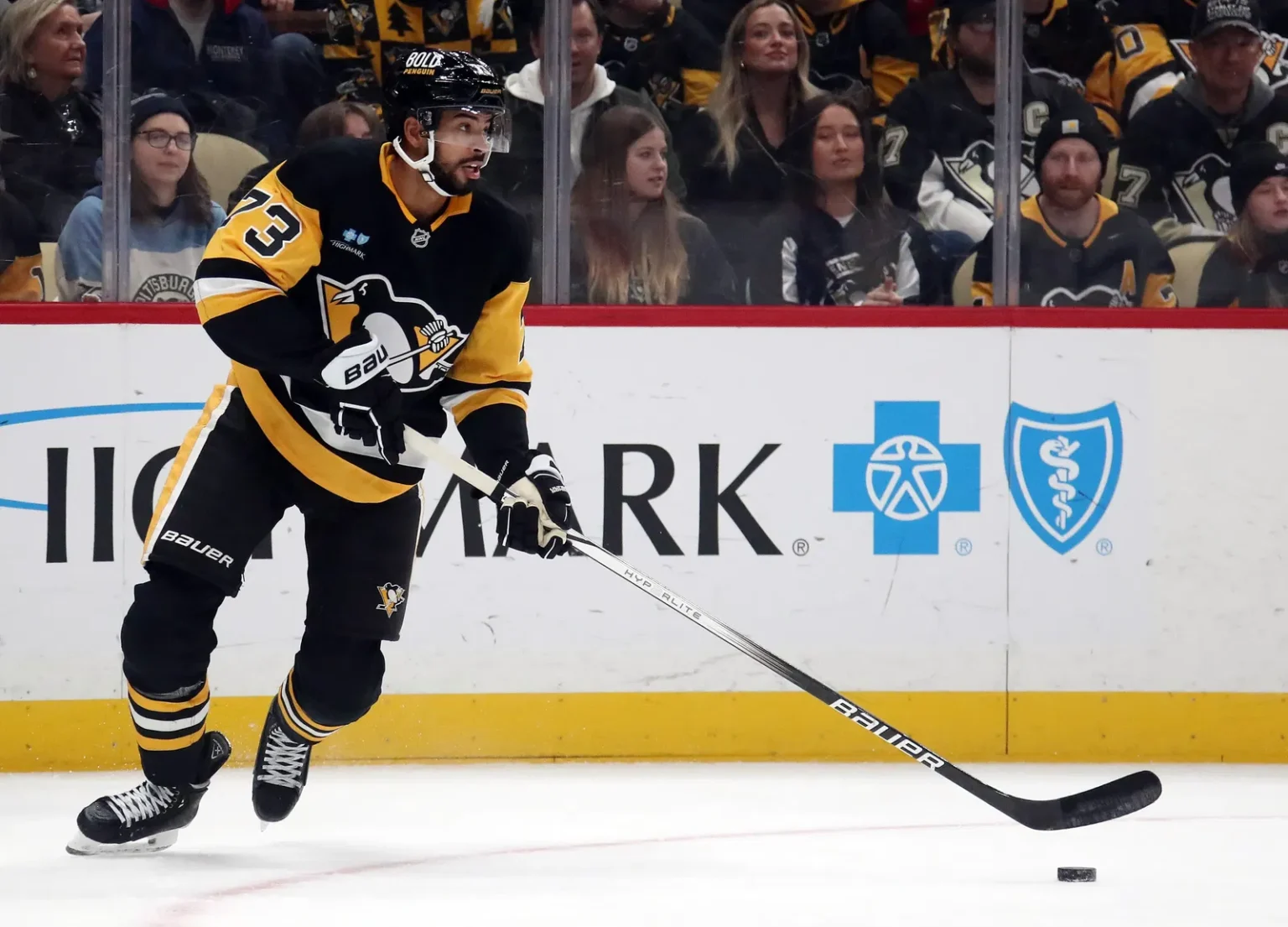 Vancouver Canucks sign a one-year contract with Pierre Olivier Joseph