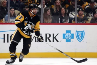 Vancouver Canucks sign a one-year contract with Pierre Olivier Joseph