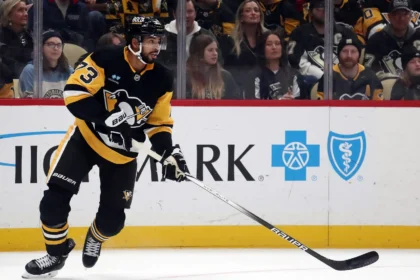 Vancouver Canucks sign a one-year contract with Pierre Olivier Joseph