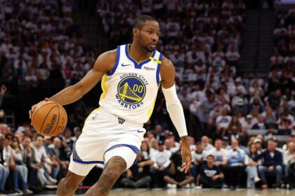 With the Warriors looking for more money per report, the Suns express their interest in signing and trading with Jonathan Kuminga