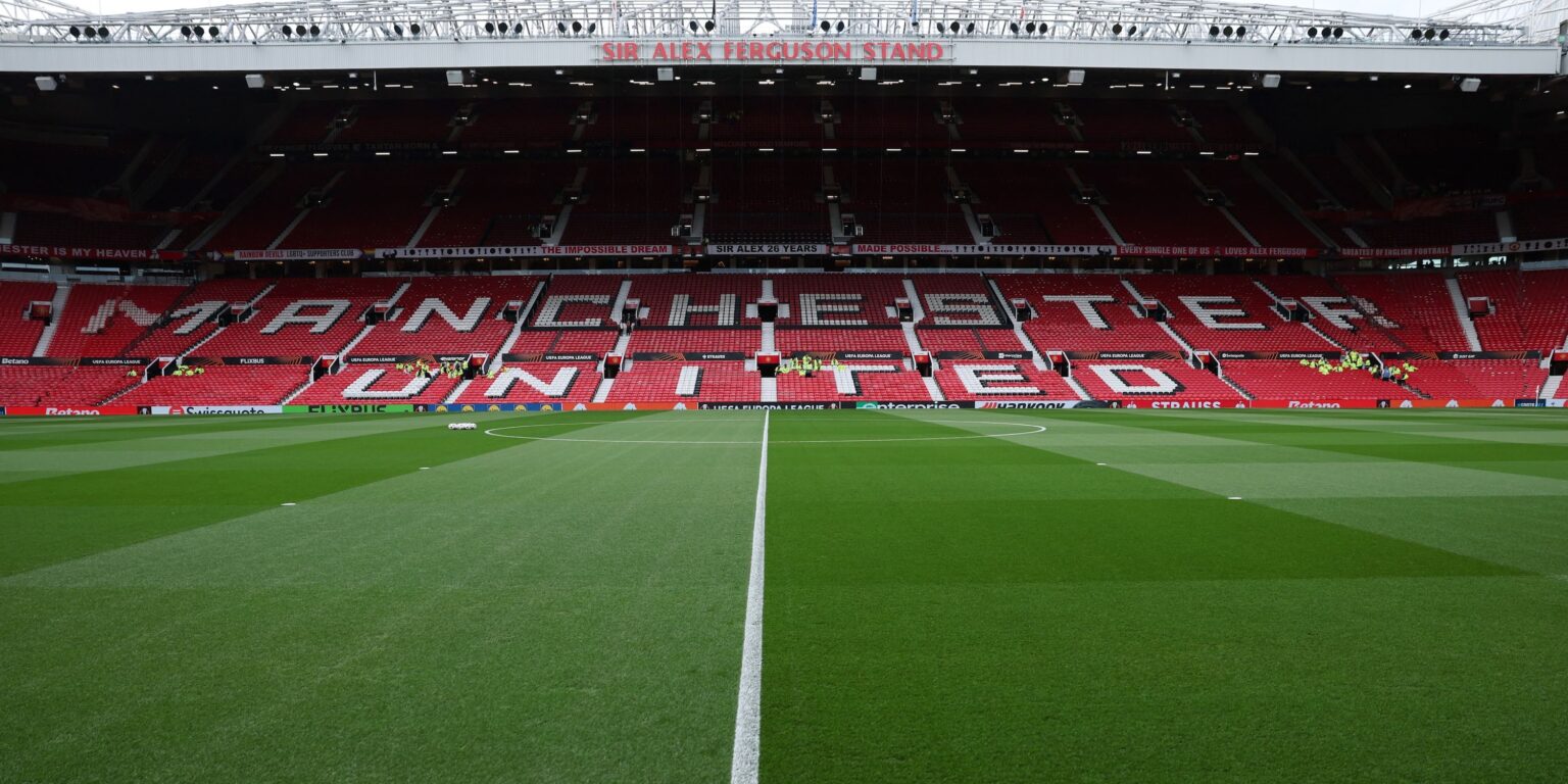 Which celebrities support Manchester United?
