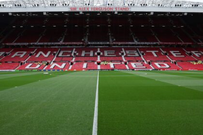 Which celebrities support Manchester United?