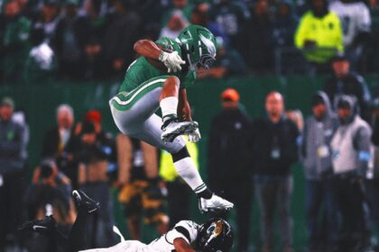 Which of the 10 players have the best odds to win the 2025 Offensive Player of the Year?