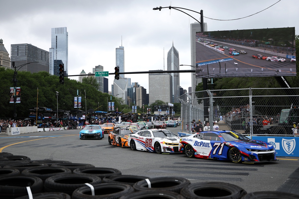 Michael McDowell fought SVG before throttle issues in the race