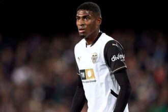 Mosquera defeats Valencia's new contract proposal in support of Arsenal's move