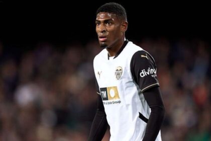 Mosquera defeats Valencia's new contract proposal in support of Arsenal's move