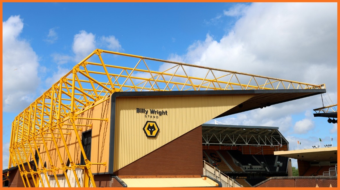 Wolves are reportedly accelerating talks to sign Almeria defender Marc Pubill