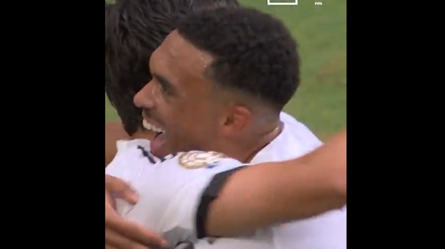 Following the move from Liverpool, Trent Alexander Arnoldlands will be the first to support Real Madrid Shirts (Video)
