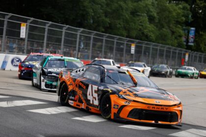 Why Tyler Reddick passed 15 cars on 12 laps It wasn't enough for Chicago's victory