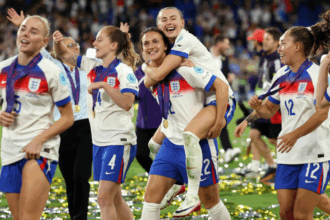 England woman defends title with another comeback that will down Spain in the final after penalty shootout