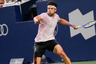 Ben Shelton defeated Karen Khachanoff in the Toronto final