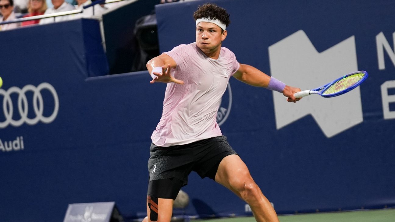 Ben Shelton defeated Karen Khachanoff in the Toronto final