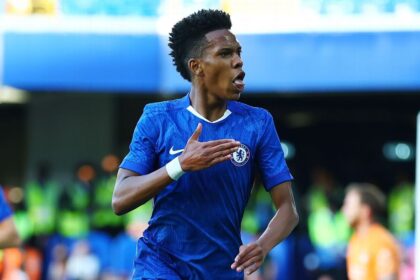 Estevan begins scoring and beat Chelsea