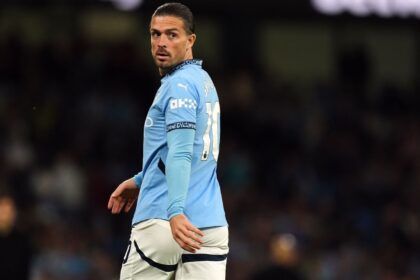 Transfer Rumors, News: Napoli joins Everton in battle to close his contract