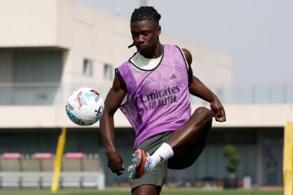 Kamabinvinga's injury adds to Madrid's midfield problem