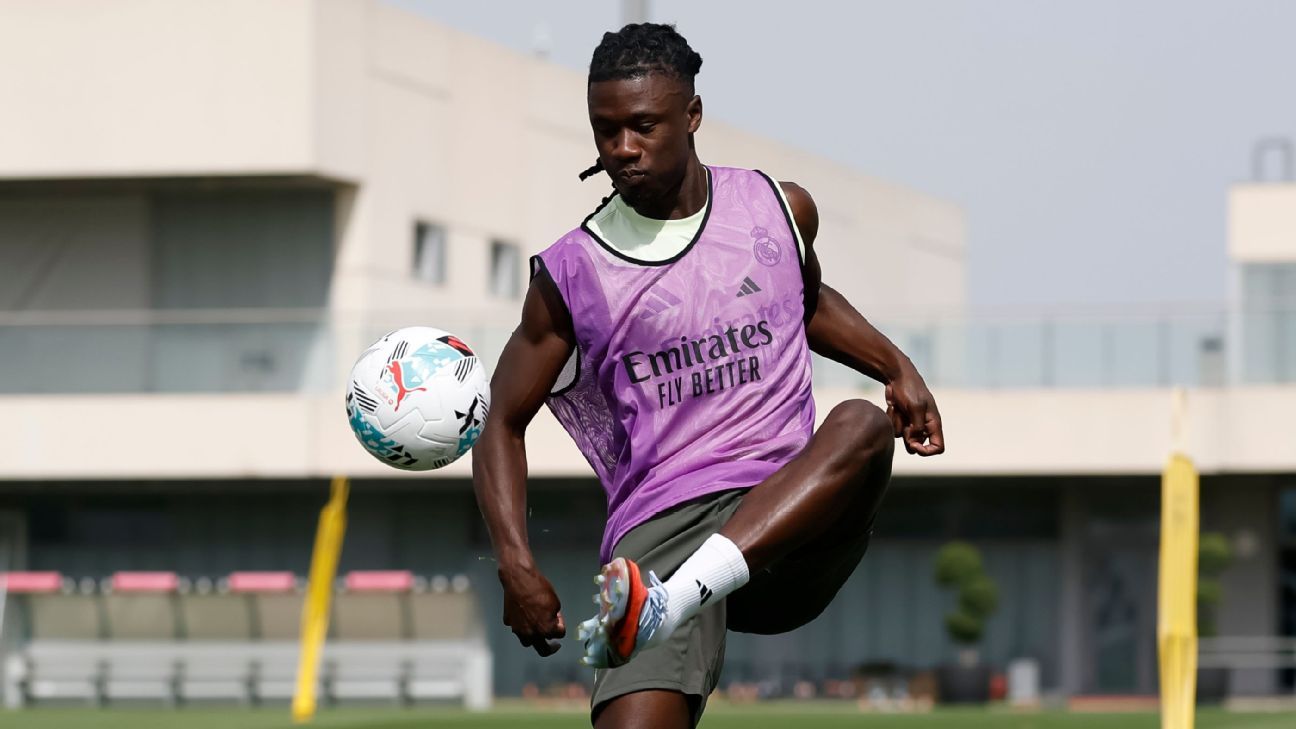 Kamabinvinga's injury adds to Madrid's midfield problem