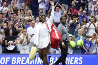 45-year-old Venus Williams falls to Carolina Mciba in three sets at the US Open