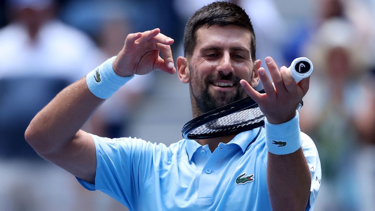 Novak Jjokovic drops the first set, but opens the third round