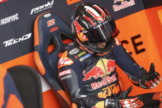 Unexpected motogp rider snub BMW offers to replace Toprak razgatlioglu