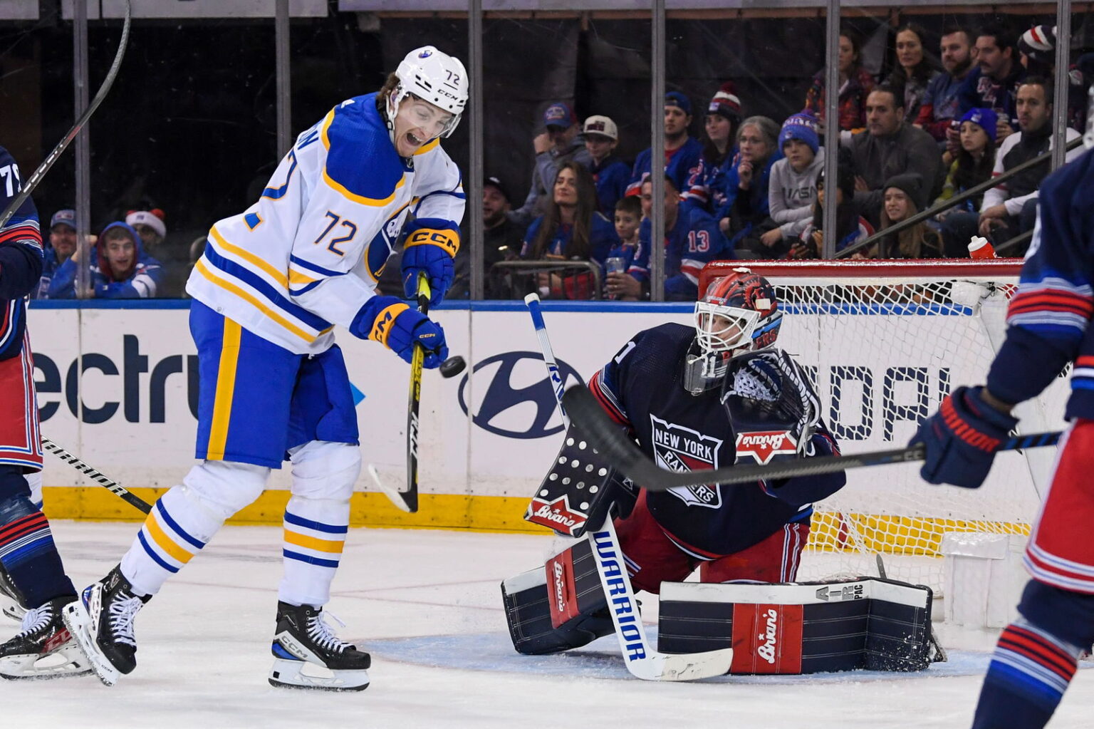 Know your enemy, Sabres Metropolitan Edition: Will the Buffalo Shock relocate the Rangers next year?